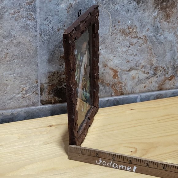 VTG Painted Exotic Bird Feather Art In Hand Carved Wooden Frame - Picture 11 of 12